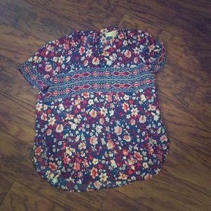 LOFT floral top short sleeve